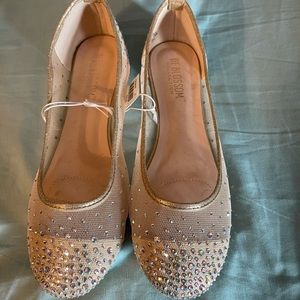David’s Bridal flats